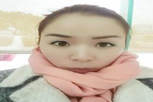 ...还有一个秦老爷子这些人对允歌非常好
